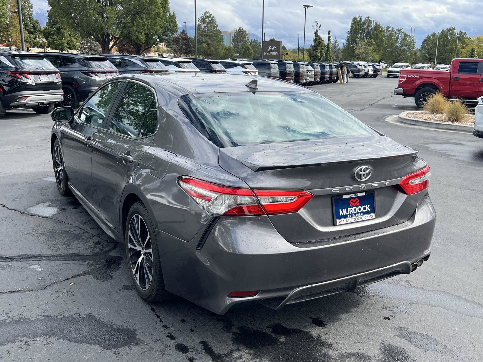 Used 2019 Toyota Camry SE w/ Audio Package FWD image 19
