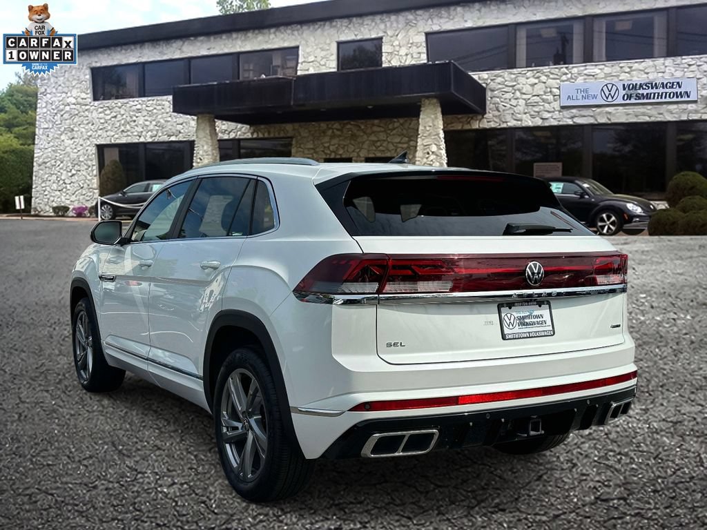 Used 2024 Volkswagen Atlas Cross Sport SEL R-Line AWD/4WD image 6
