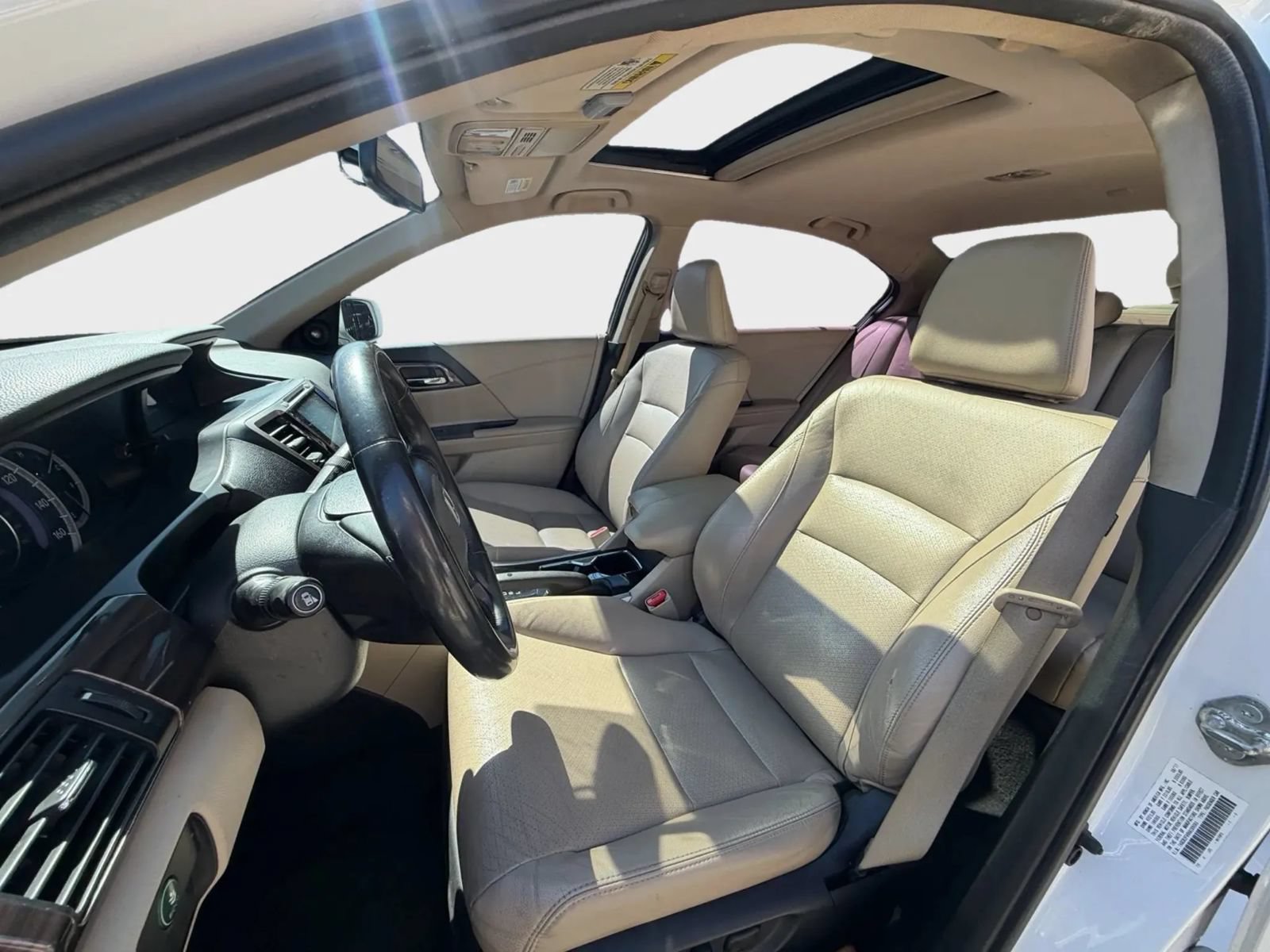 Used 2017 Honda Accord EX-L image 14