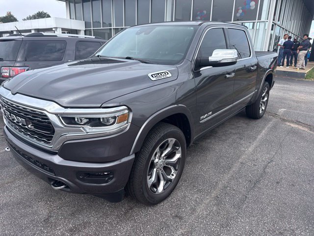 Used 2022 RAM 1500 Limited w/ Body Color Bumper Group AWD/4WD image 2