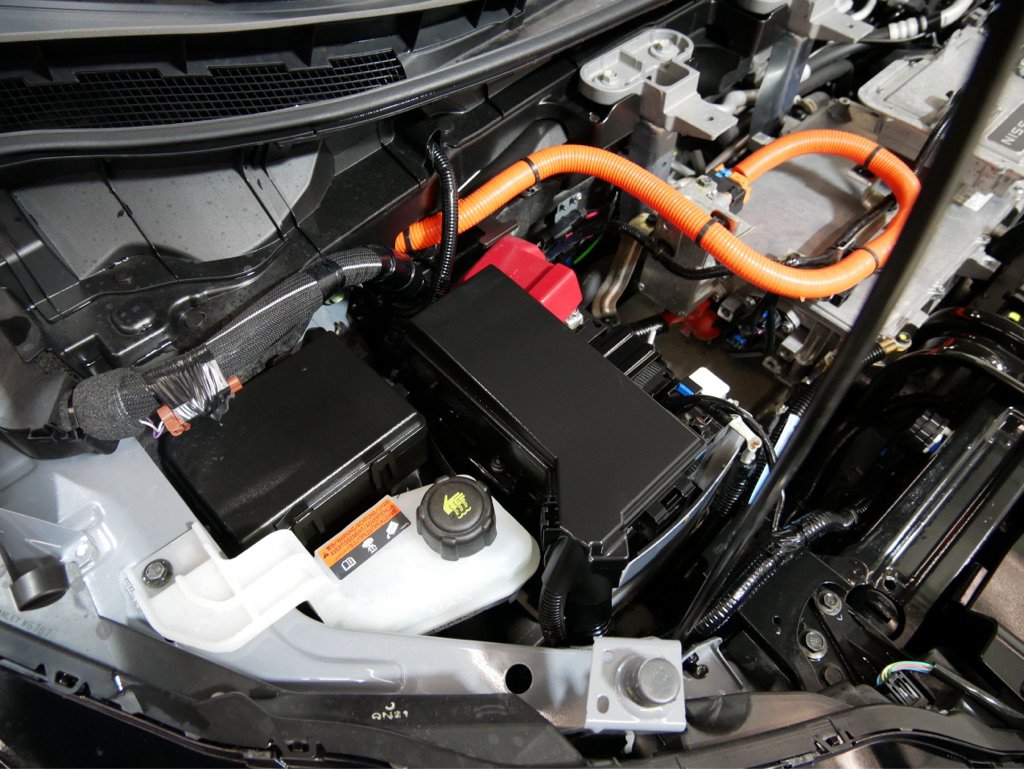 Used 2024 Nissan Ariya AWD image 31