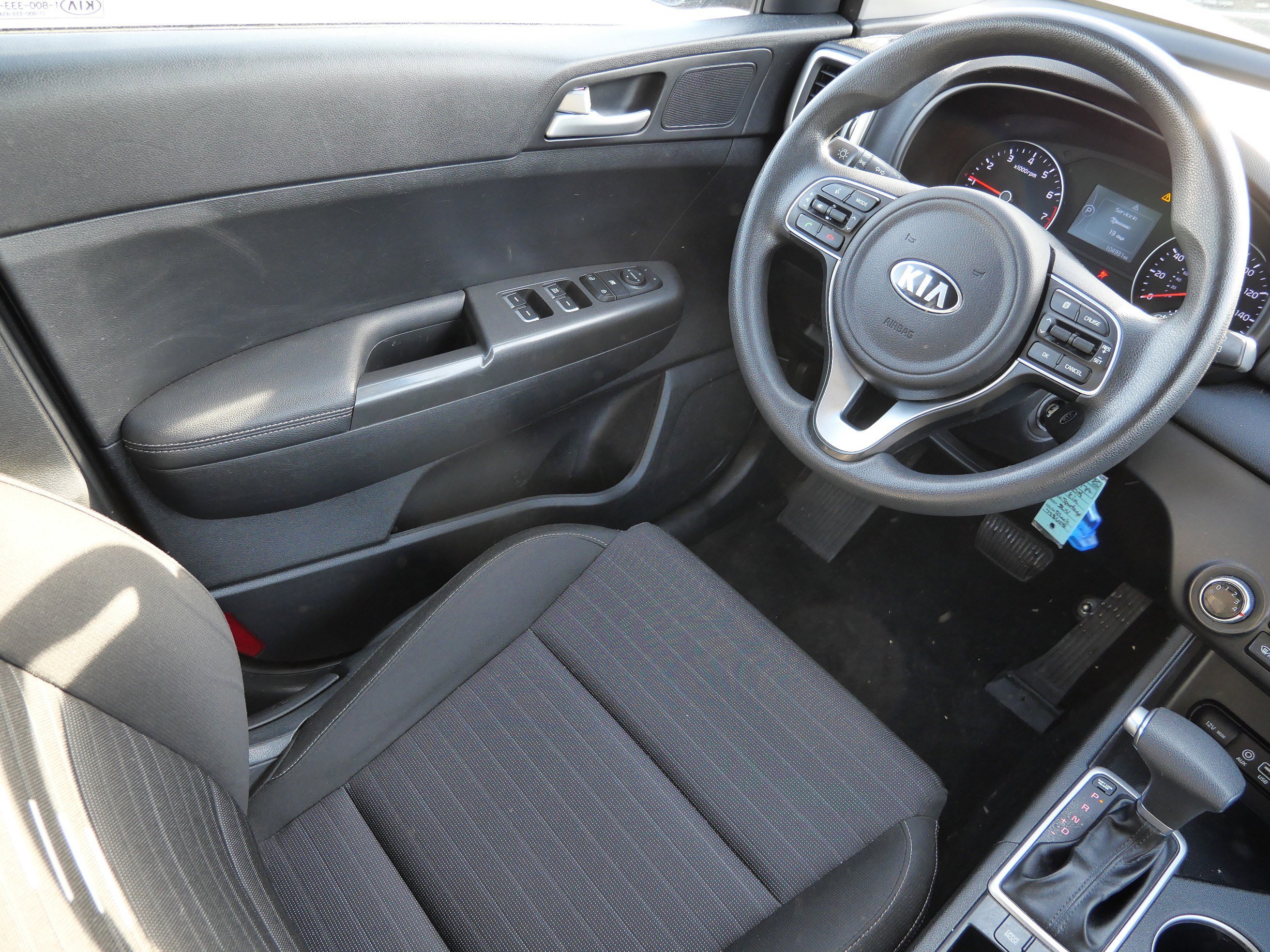 Used 2018 Kia Sportage LX image 9