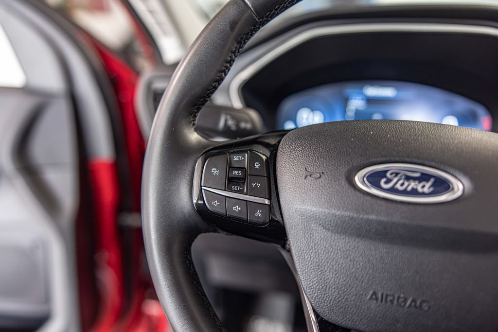 Used 2024 Ford Escape Platinum AWD/4WD image 25