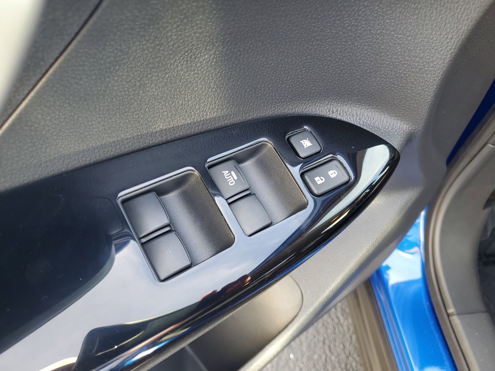 New 2026 Mitsubishi Eclipse Cross LE image 9