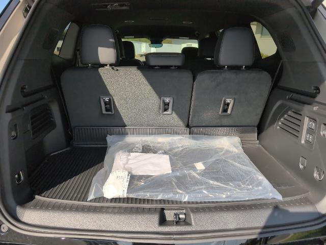New 2026 Buick Enclave Sport Touring w/ Power Package image 5