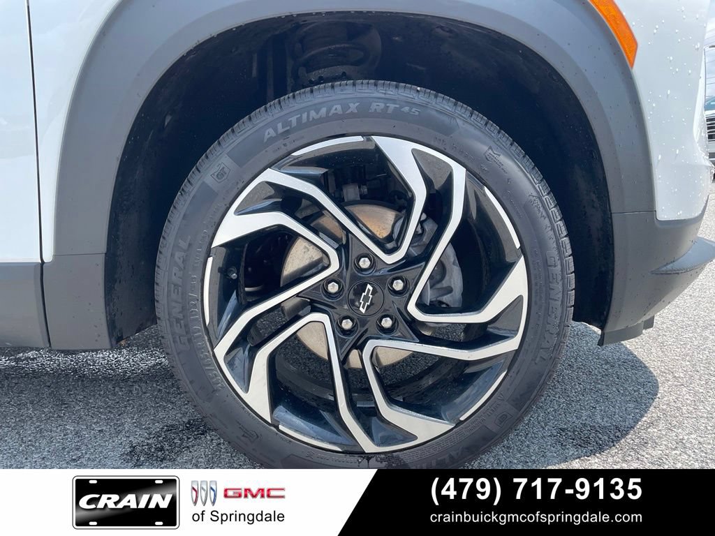 Used 2024 Chevrolet TrailBlazer RS w/ Driver Confidence Package AWD/4WD image 30