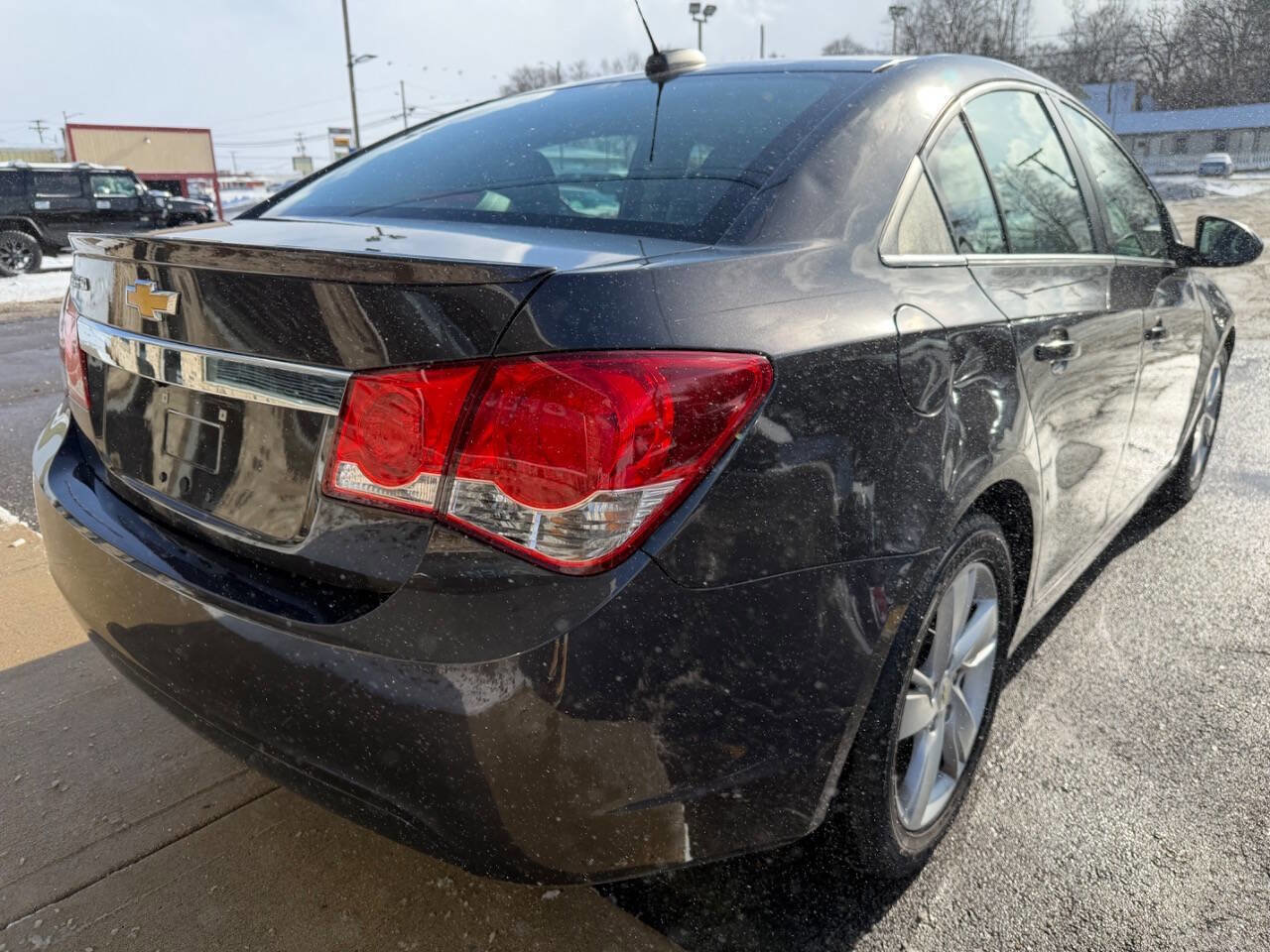 Used 2015 Chevrolet Cruze Diesel w/ Sun And Sound Package image 3