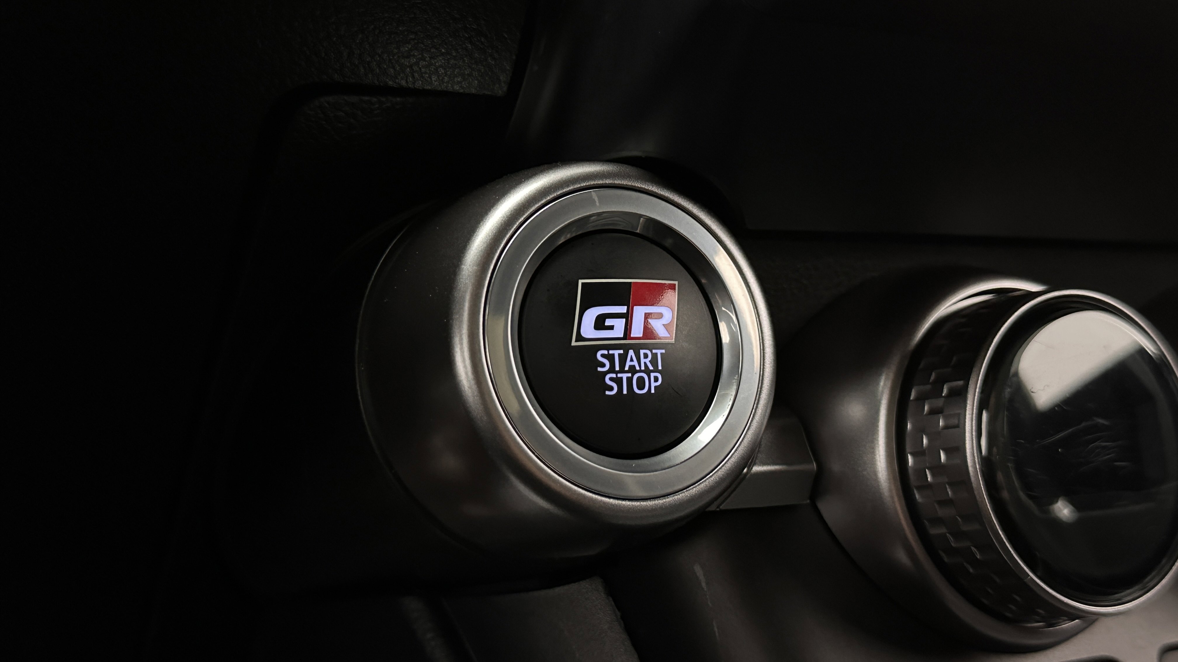 Used 2025 Toyota GR86 Premium image 18