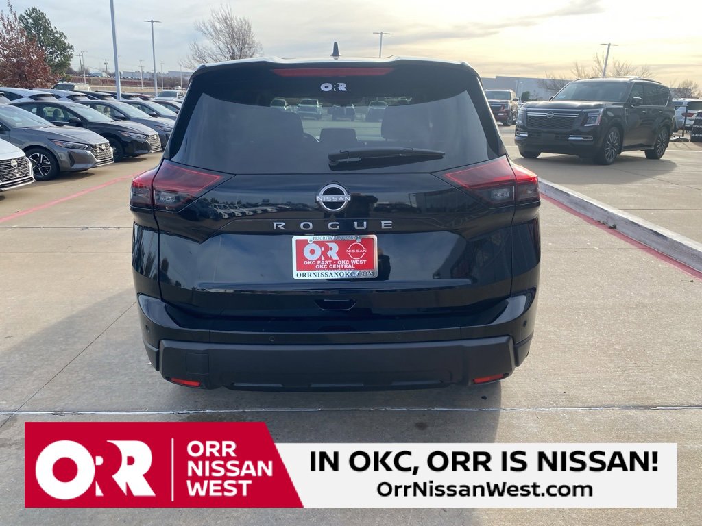 Used 2026 Nissan Rogue S image 4