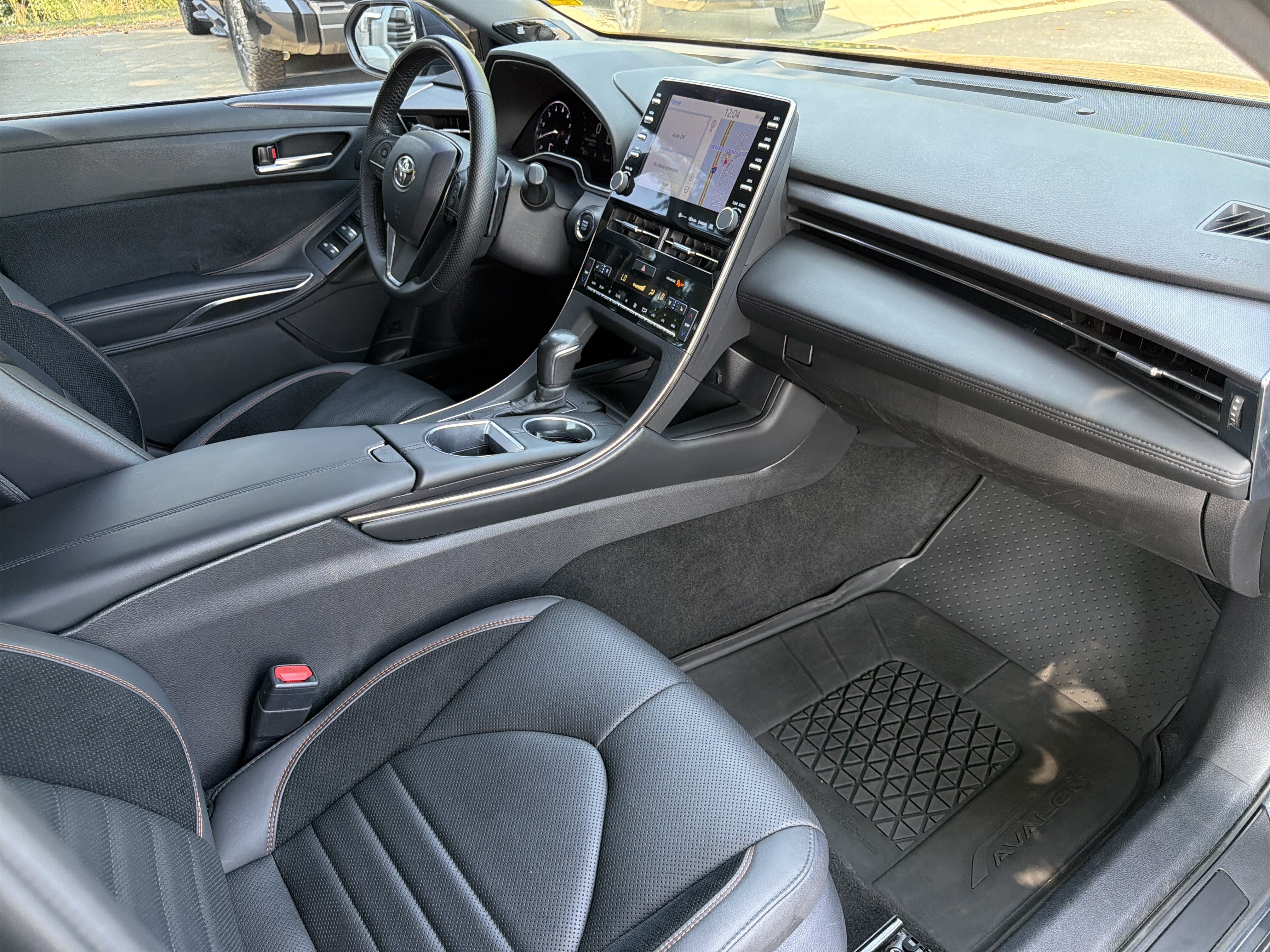 Used 2022 Toyota Avalon Touring w/ Advanced Safety Package FWD image 13