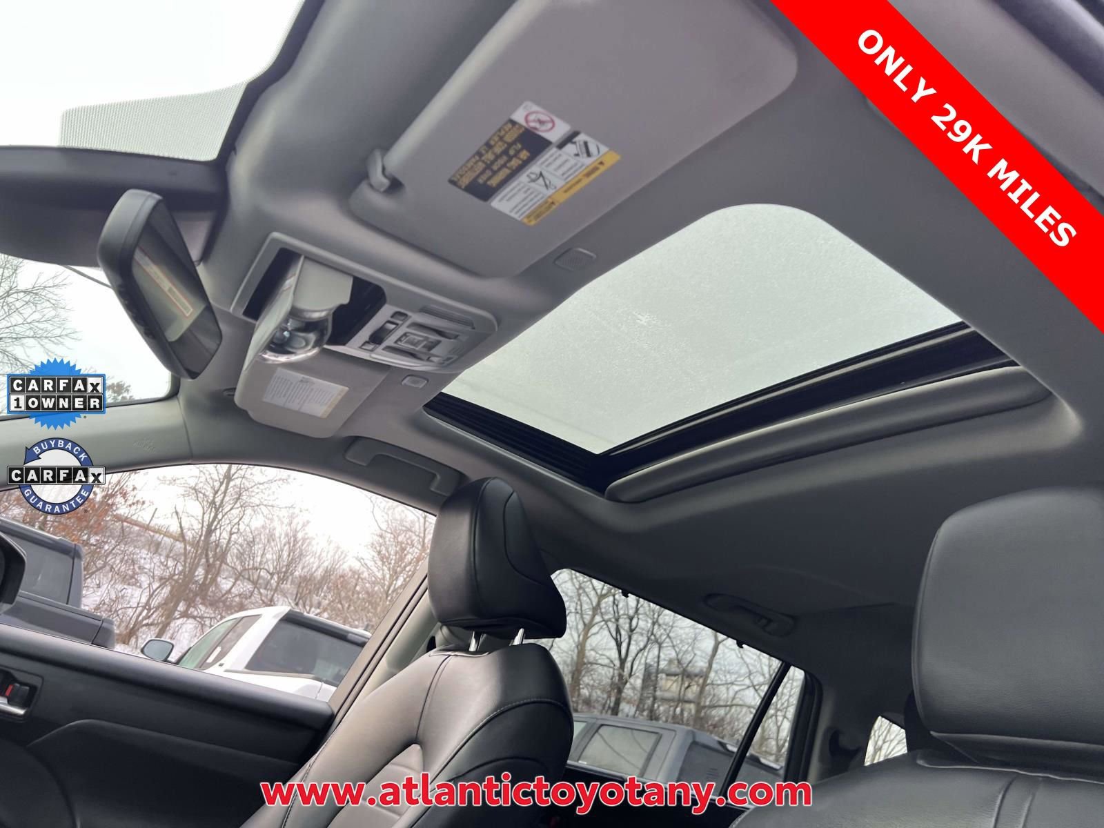 Used 2023 Toyota Highlander XLE AWD/4WD image 17