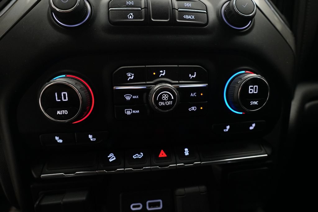 Used 2021 Chevrolet Silverado 1500 LT Trail Boss w/ Bed Protection Package AWD/4WD image 19