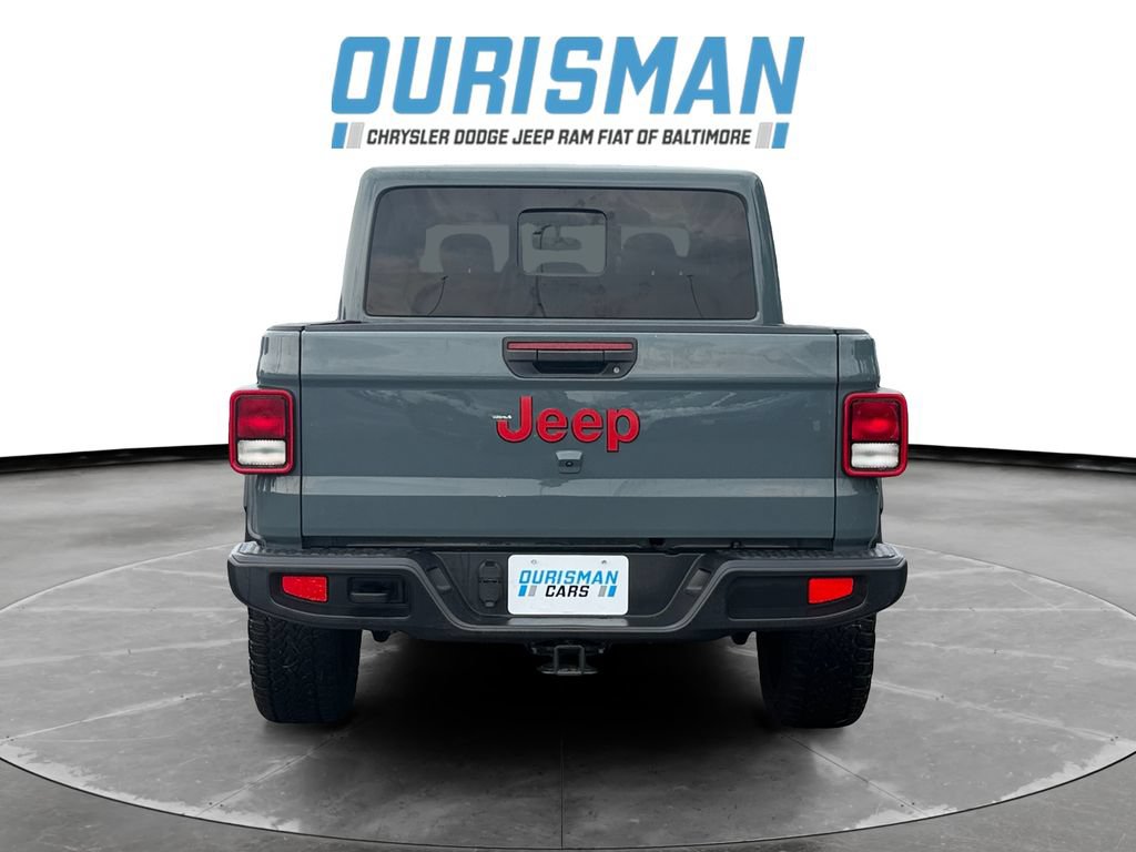 Used 2025 Jeep Gladiator Sport AWD/4WD image 5