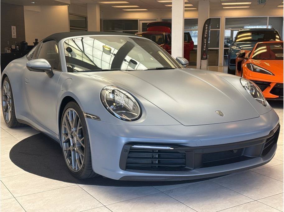 Used 2024 Porsche 911 Targa 4S w/ Premium Package AWD/4WD image 3