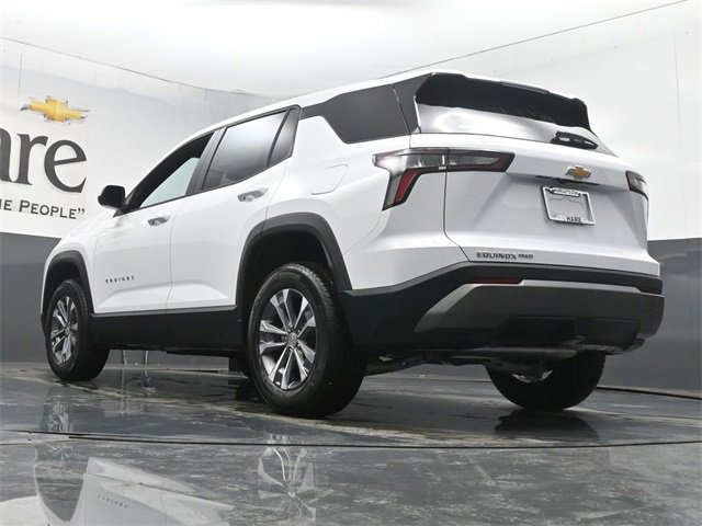 New 2026 Chevrolet Equinox LT w/ LPO, Floor Liner Package image 5