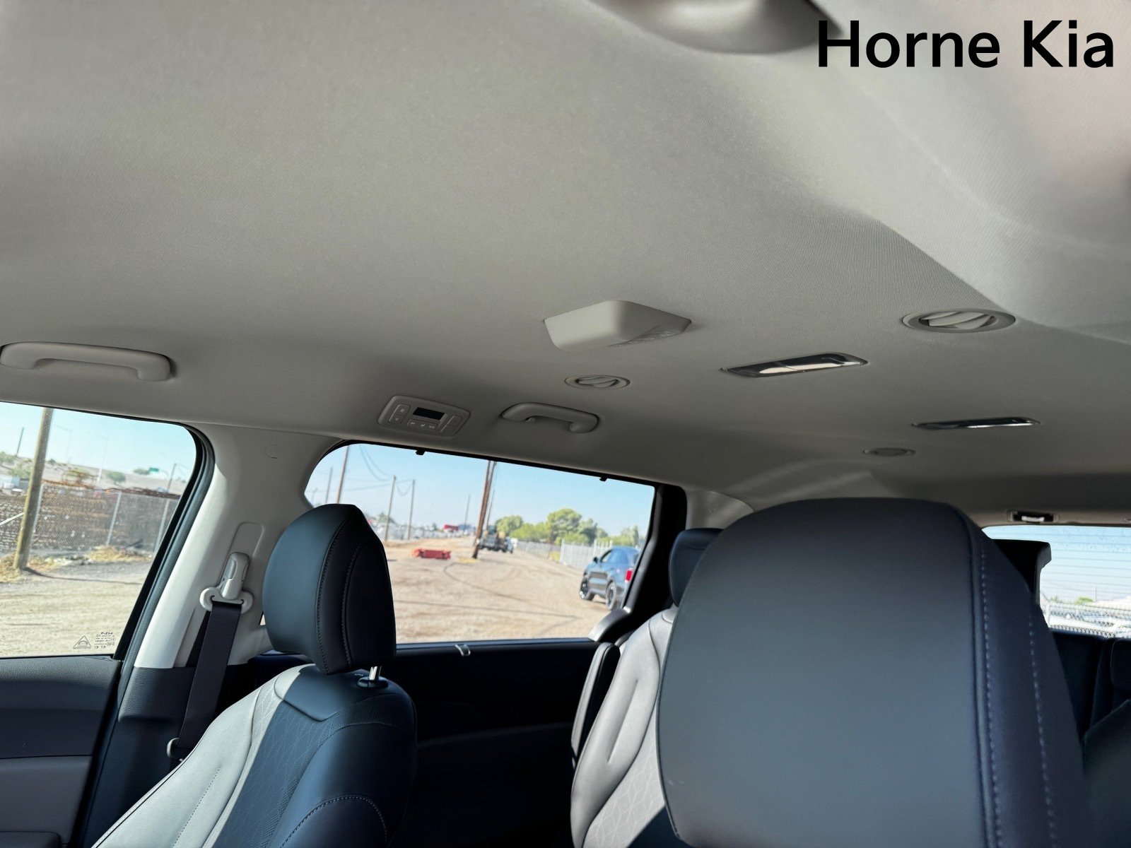 New 2026 Kia Carnival EX image 19