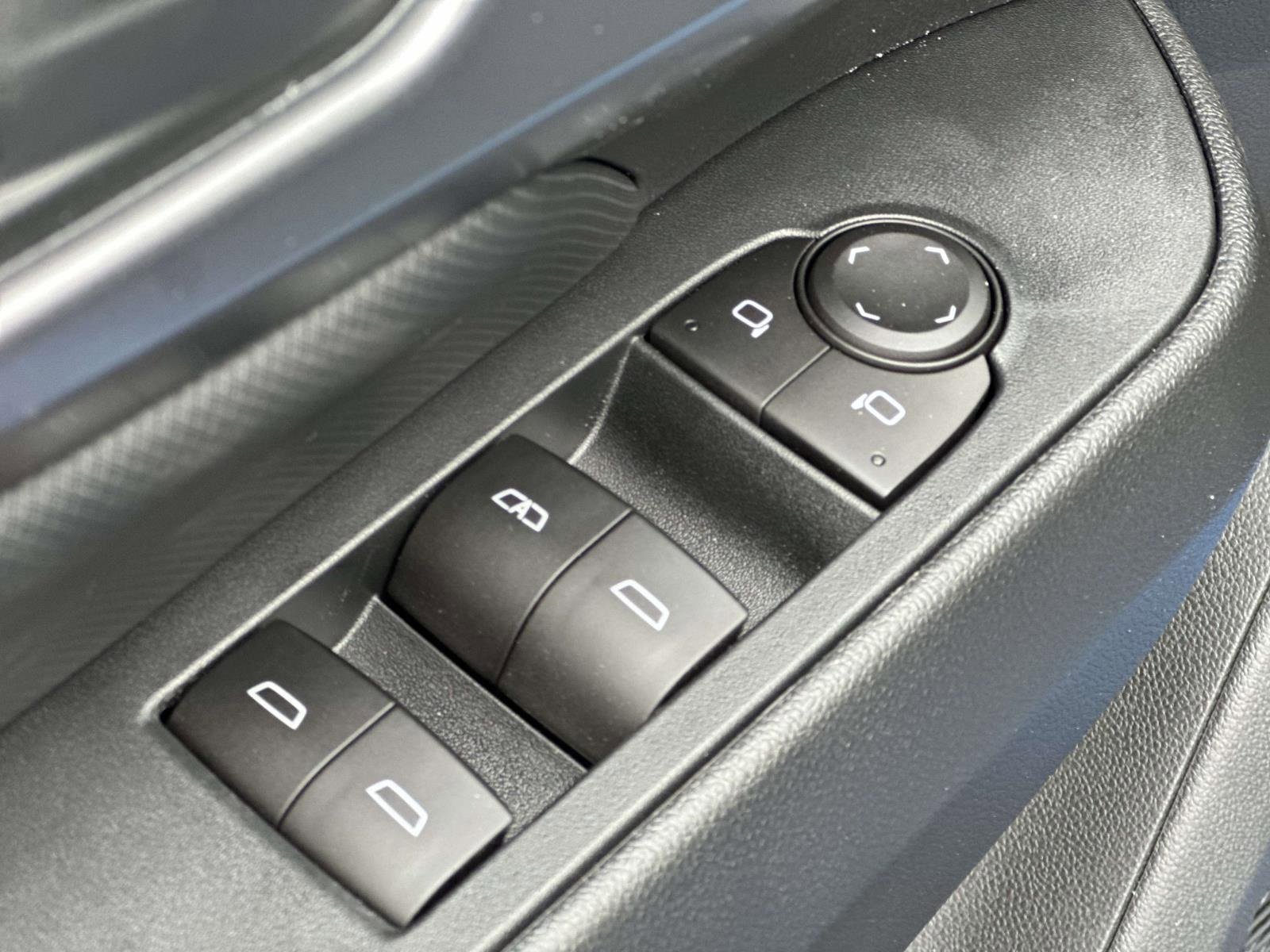 New 2026 Chevrolet Equinox EV RS image 20