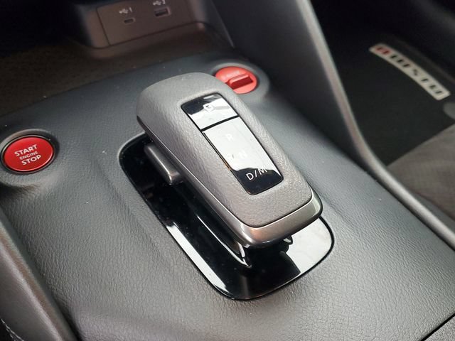 Used 2024 Nissan Z NISMO w/ Floor Mat Package RWD image 25