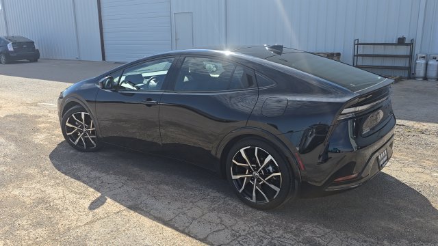 Used 2024 Toyota Prius Prime Premium w/ Advanced Technology Package FWD image 37