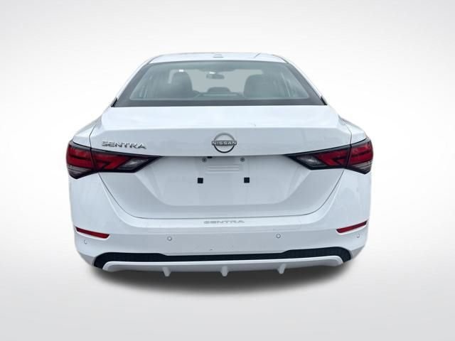 Used 2025 Nissan Sentra SV image 4