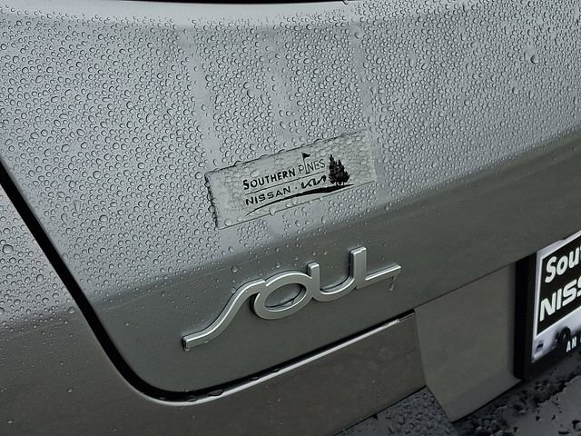 Certified 2022 Kia Soul LX w/ Technology Package image 32