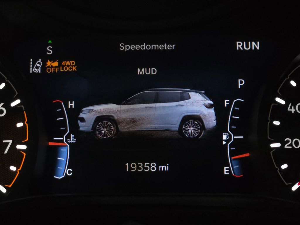 Used 2024 Jeep Compass Limited image 7