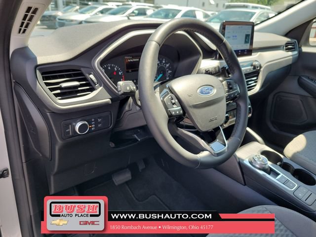 Used 2022 Ford Escape SE w/ Convenience Package FWD image 18