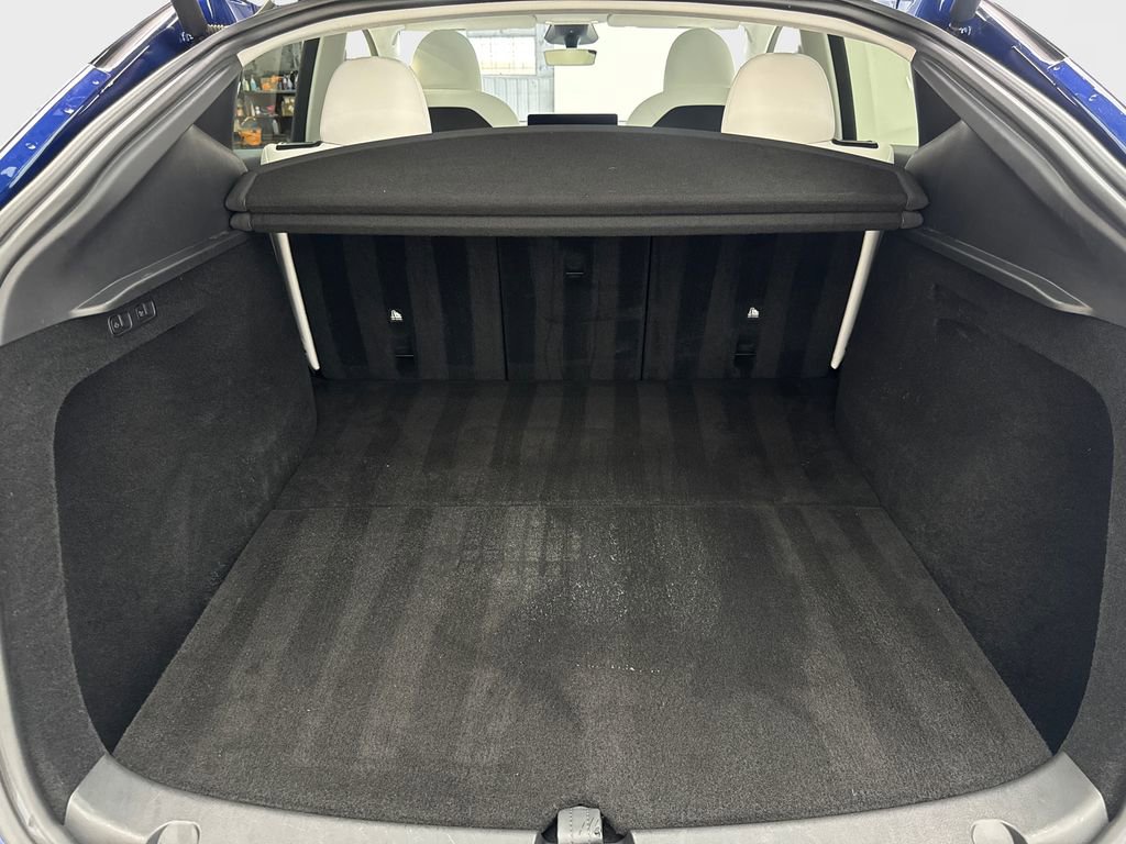 Used 2024 Tesla Model Y Long Range image 75
