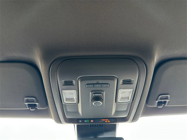 Used 2023 Chevrolet Suburban LT image 28