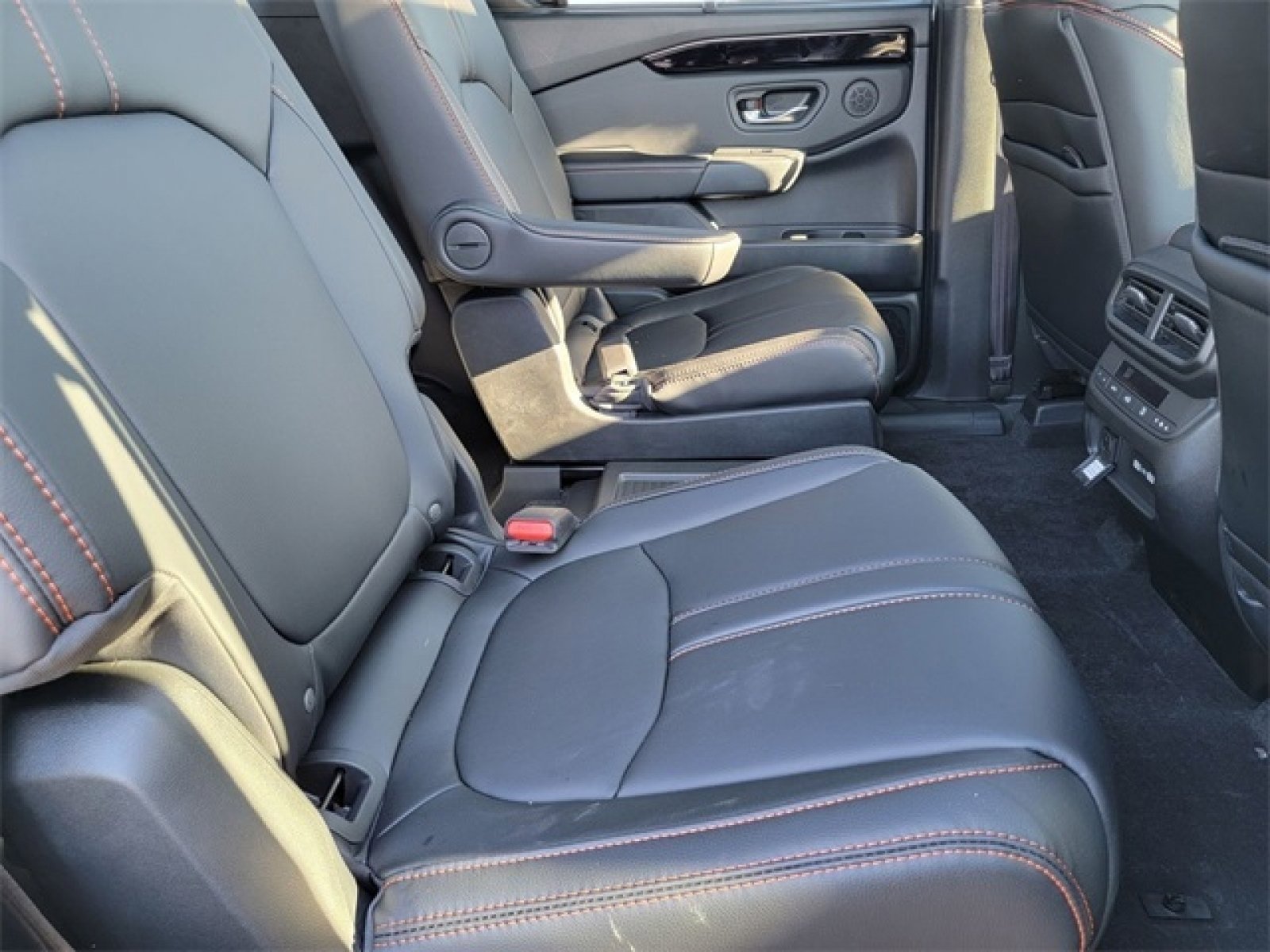 New 2025 Honda Pilot TrailSport image 19