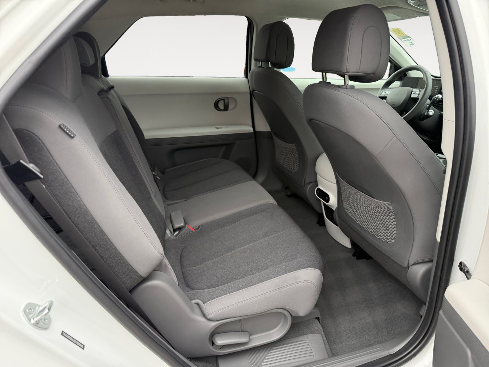 Certified 2025 Hyundai Ioniq 5 SE RWD image 18