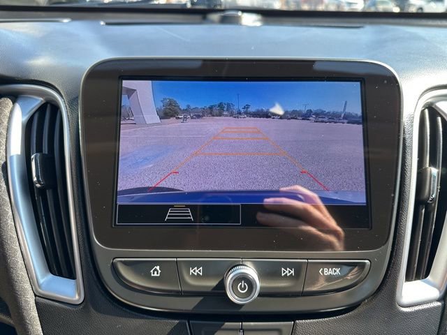 Used 2025 Chevrolet Malibu LT image 16