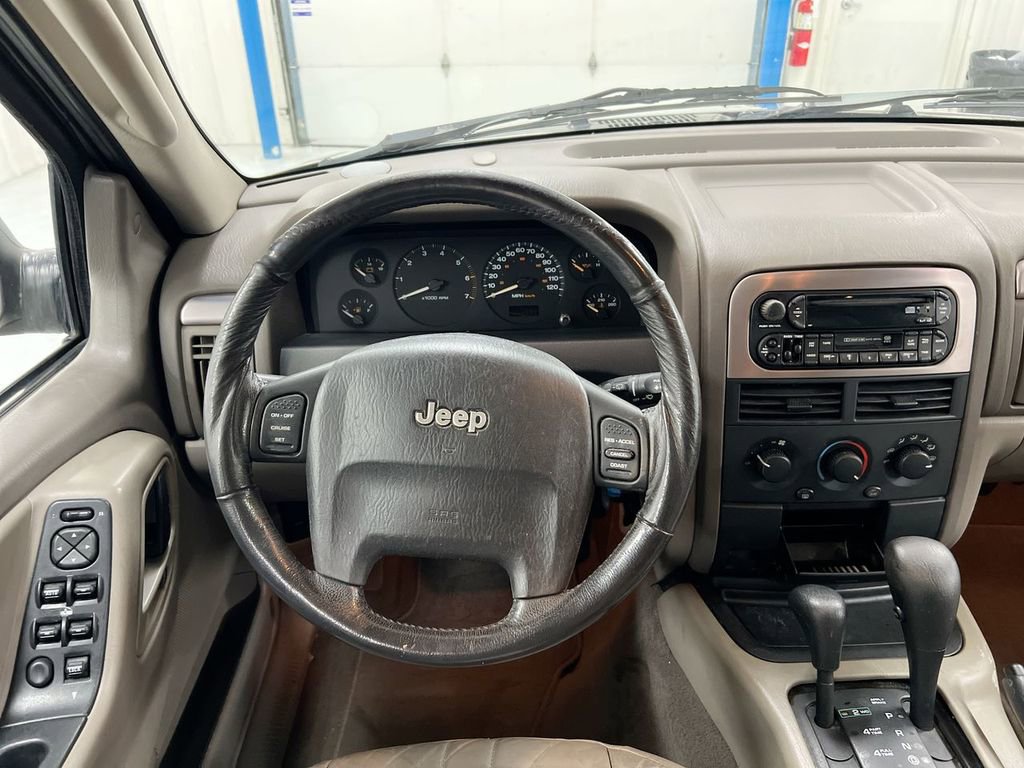 Used 2002 Jeep Grand Cherokee Sport image 11