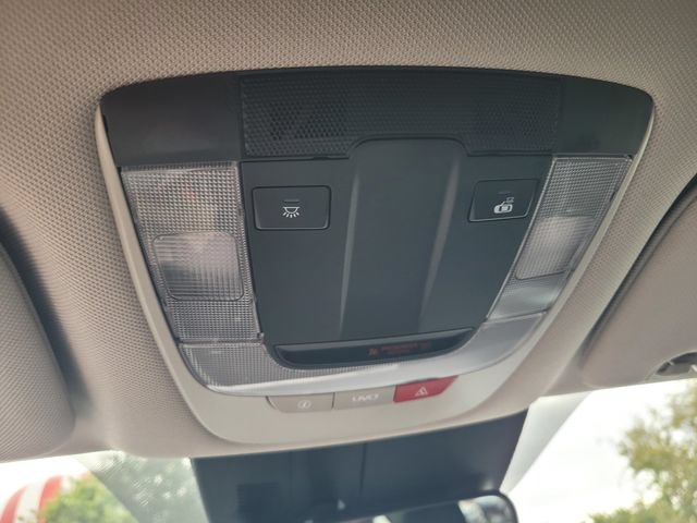 Used 2022 Kia Sorento S FWD image 21