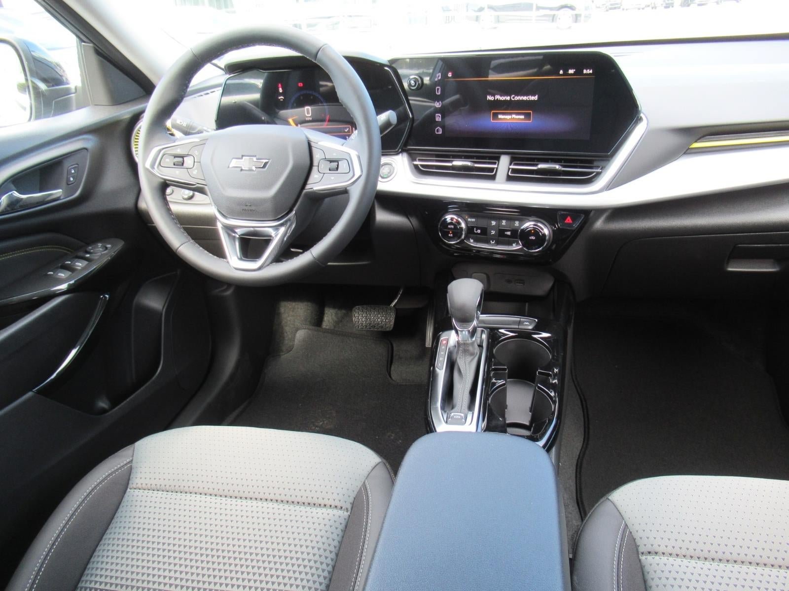New 2026 Chevrolet Trax LT w/ Driver Confidence Package FWD image 13