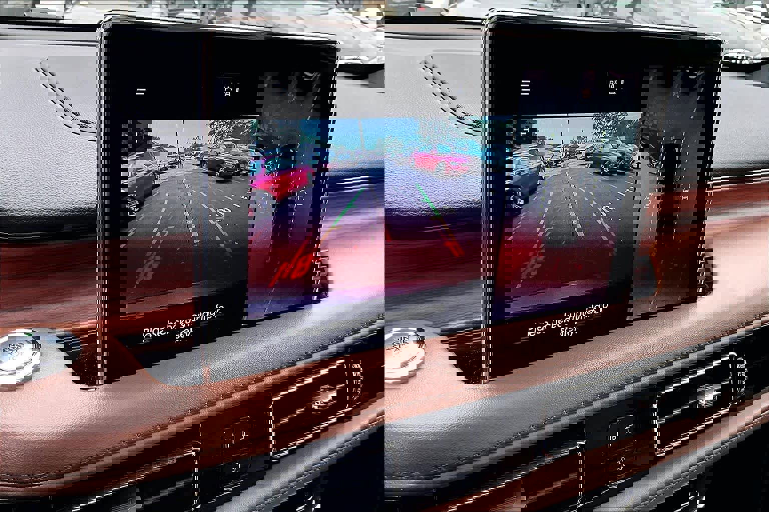 Used 2023 Lincoln Aviator Reserve w/ Equipment Group 201A image 25