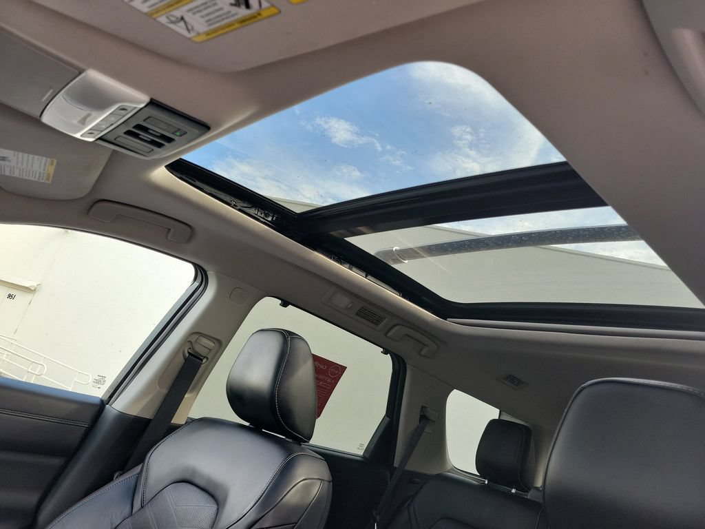 Certified 2023 Nissan Pathfinder Platinum w/ Lighting Package (N93) FWD image 30