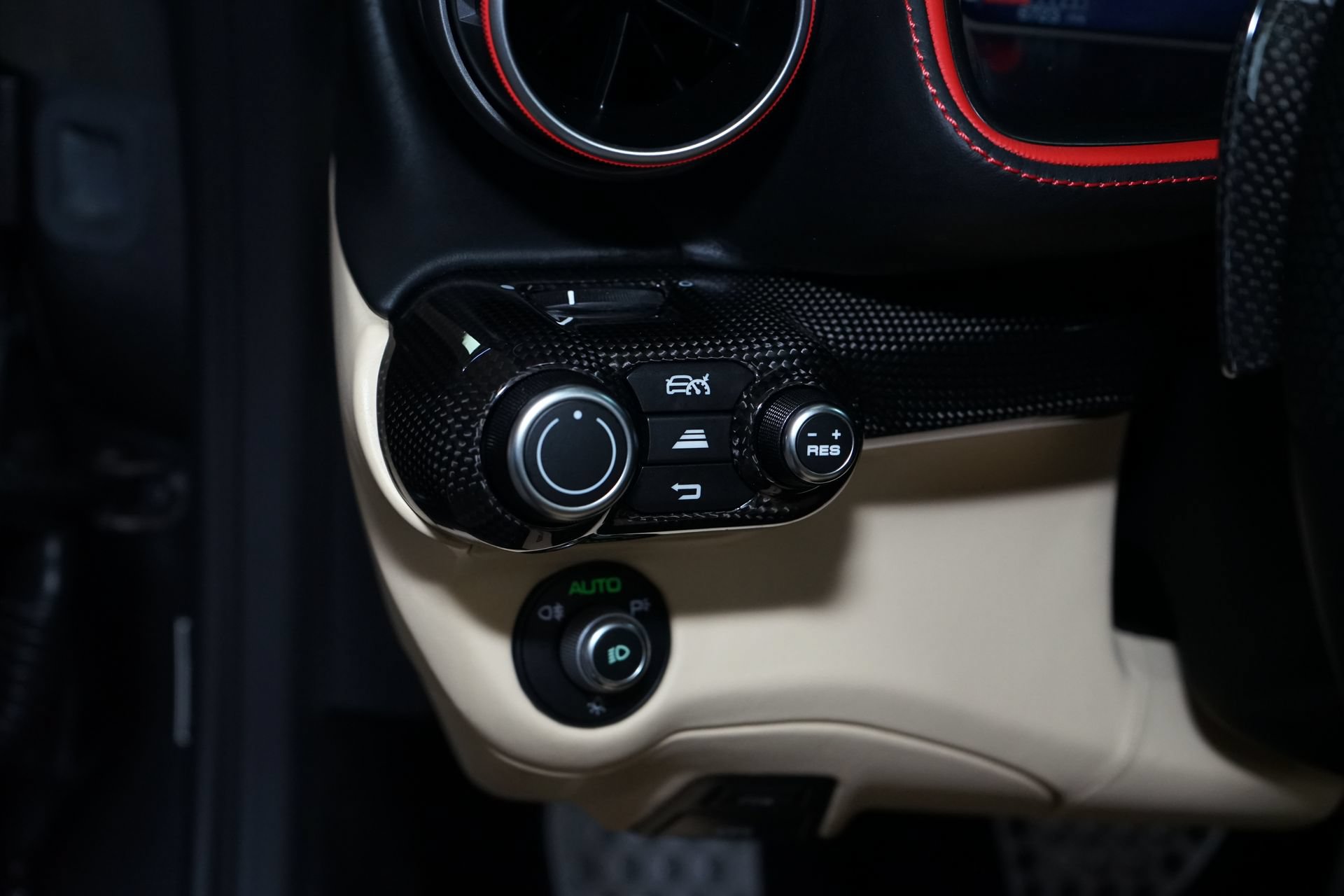 Used 2021 Ferrari 812 GTS RWD image 31