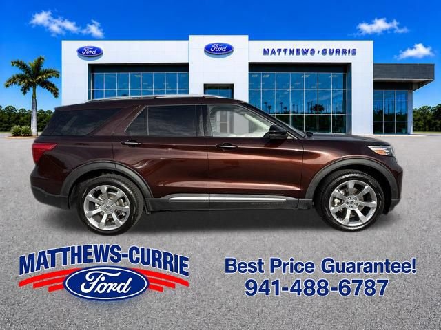 Certified 2020 Ford Explorer Platinum w/ Premium Technology Package AWD/4WD image 3