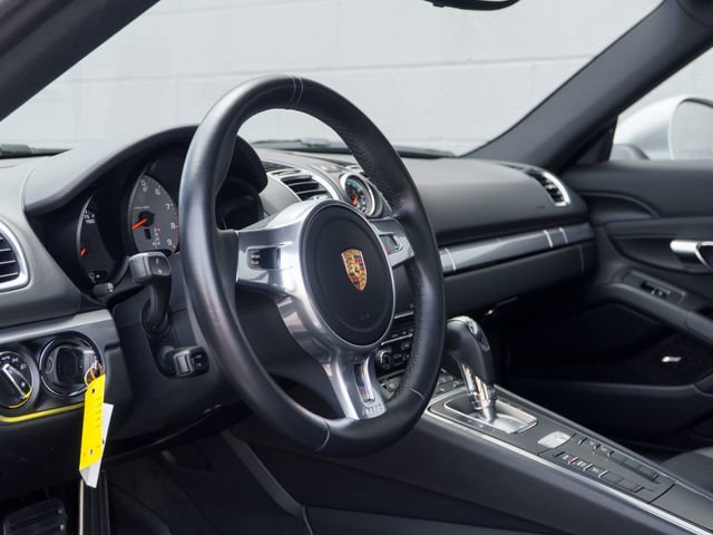 Used 2016 Porsche Cayman S image 4