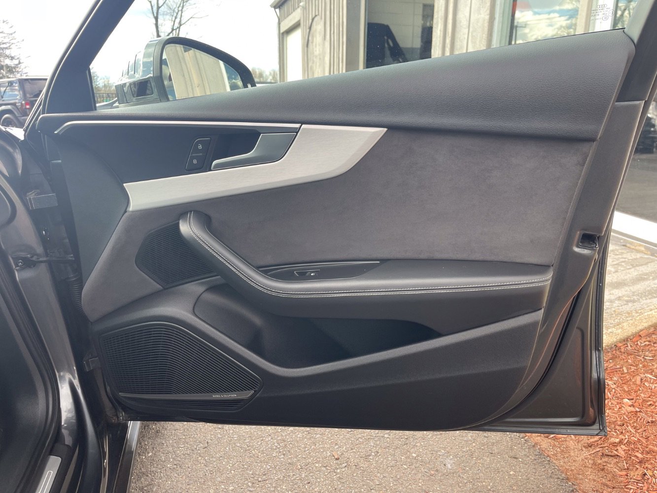 Used 2017 Audi A4 2.0T Premium Plus w/ Premium Plus Package image 30