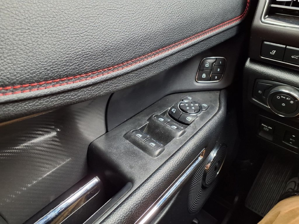 Used 2021 Ford Expedition Limited AWD/4WD image 23