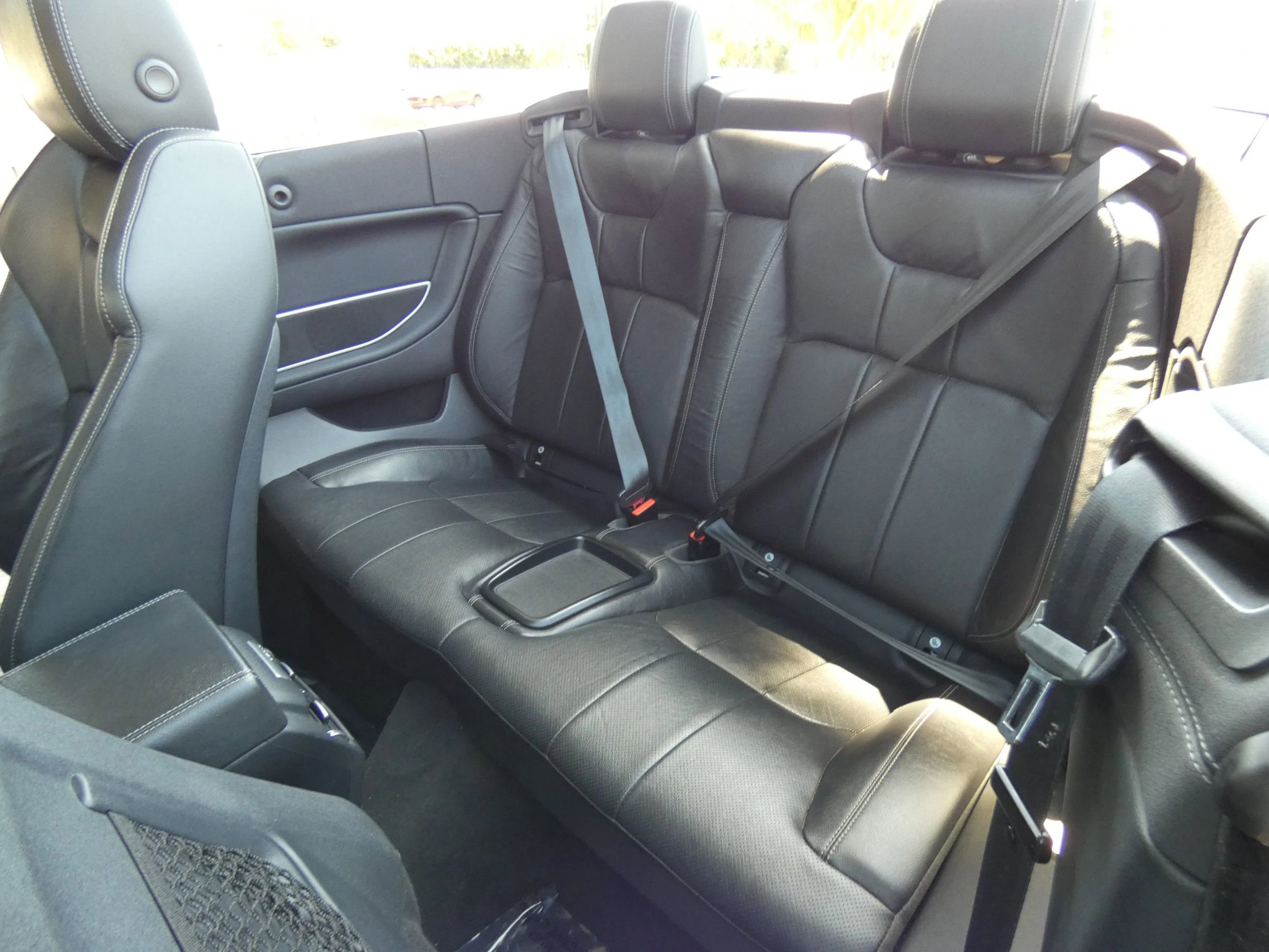 Used 2018 Land Rover Range Rover Evoque SE Dynamic image 40