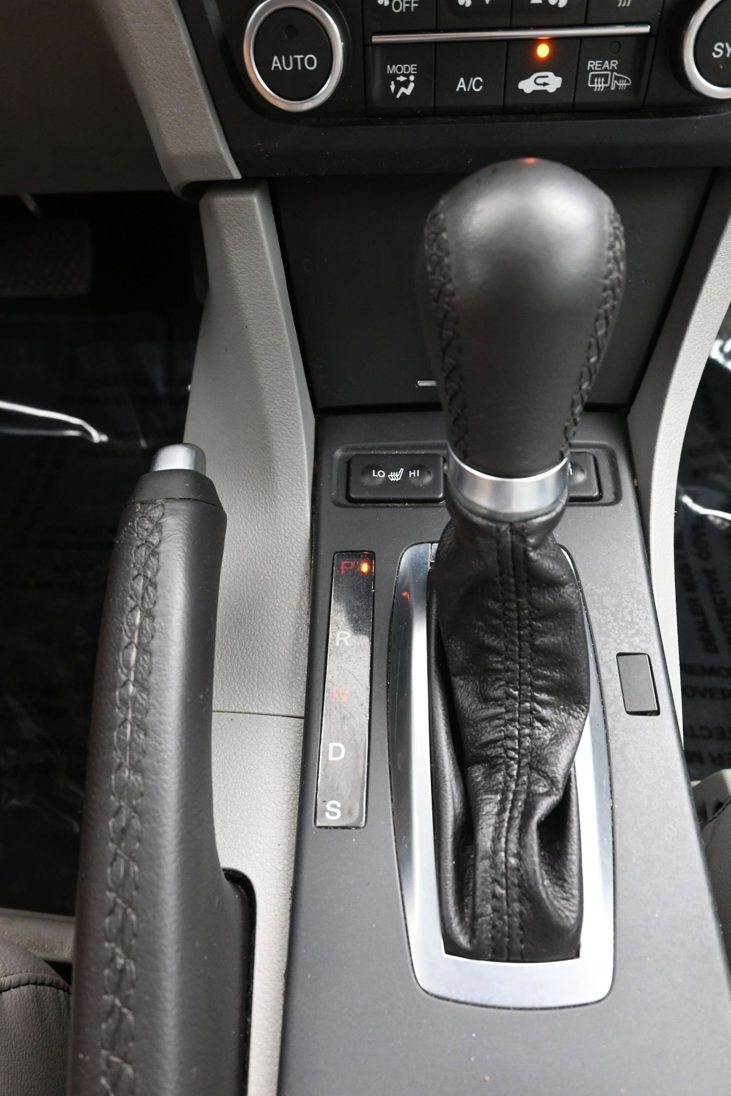 Used 2020 Acura ILX w/ Premium Package image 18