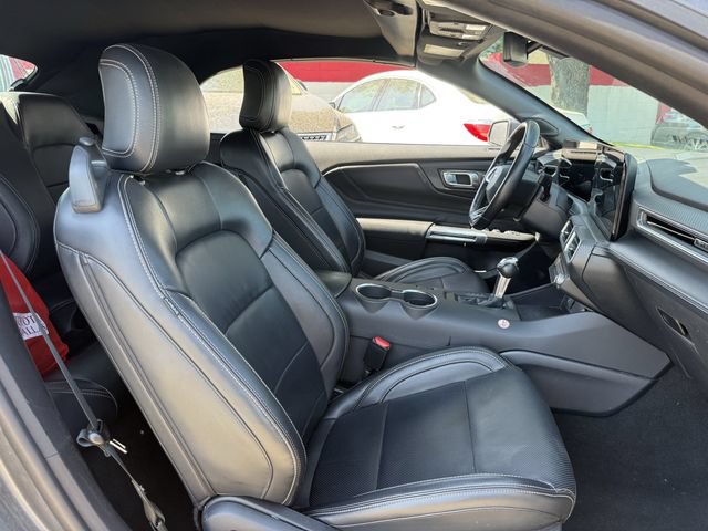 Used 2025 Ford Mustang Premium RWD image 28