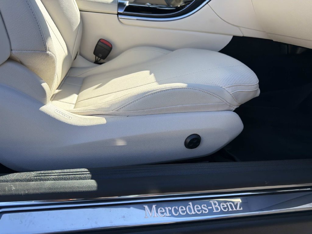 Used 2025 Mercedes-Benz CLE 300 4MATIC Cabriolet image 11