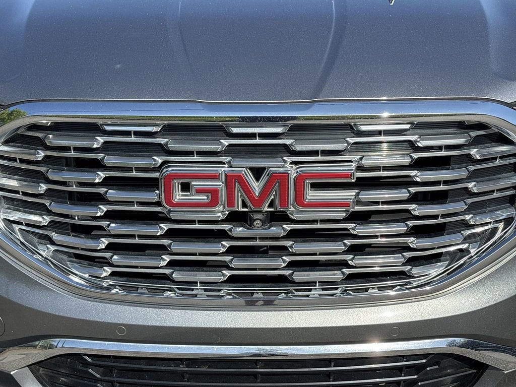 Used 2020 GMC Terrain Denali w/ Denali Premium Package AWD/4WD image 35