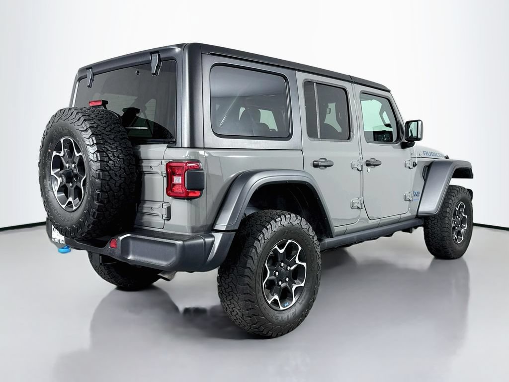 Used 2023 Jeep Wrangler Unlimited Rubicon 4xe w/ Cold Weather Group AWD/4WD image 5