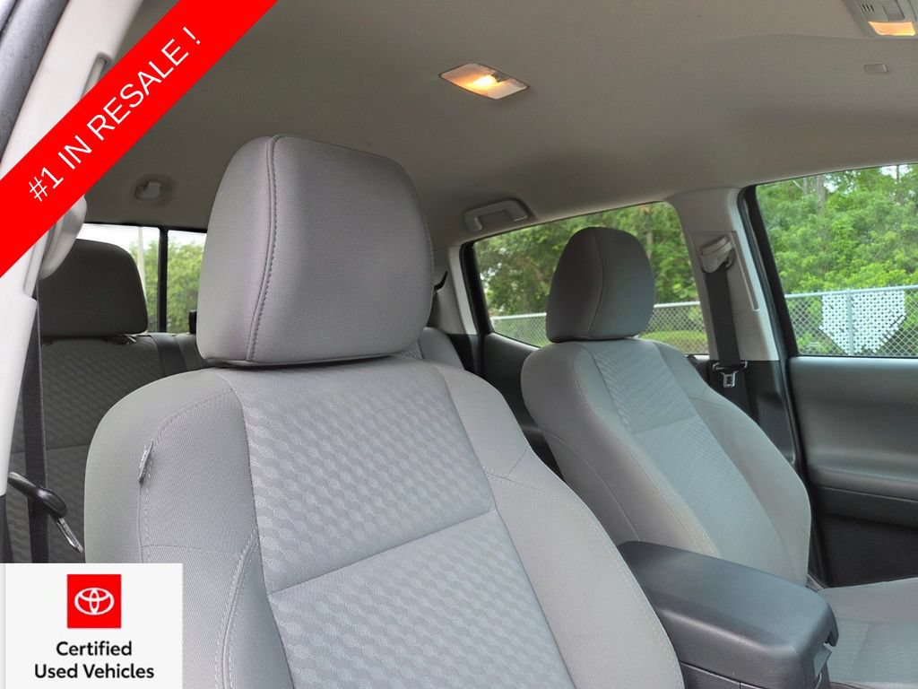 Used 2022 Toyota Tacoma SR5 RWD image 15