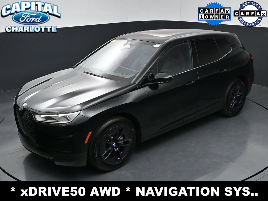 Used 2023 BMW iX xDrive50 AWD/4WD image 27
